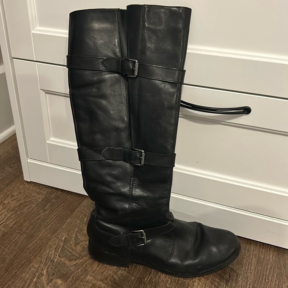 Black knee high boots - Picture 2 of 4